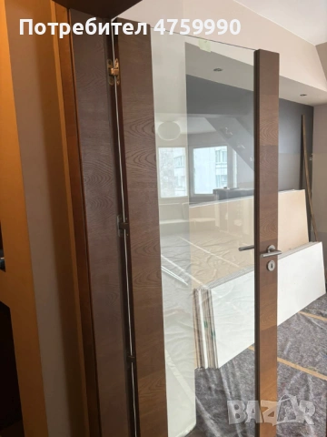 Висококачествени интериорни врати с естествен фурнир и скрити панти