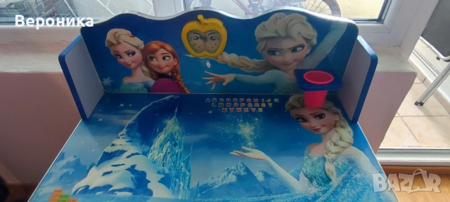 Детска масичка със столче "Леденото кралство" , снимка 8 - Мебели за детската стая - 51785799