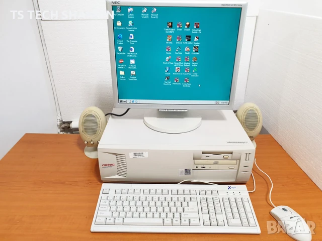 ⭐Продавам ретро компютър COMPAQ с инсталиран Windows 98 и 23класически игри⭐, снимка 2 - Геймърски - 50777196