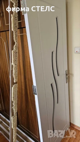 Чисто нова интериорна врата Garant (70 см) – Бяла със стъкло, ДЯСНА, снимка 3 - Интериорни врати - 52925421