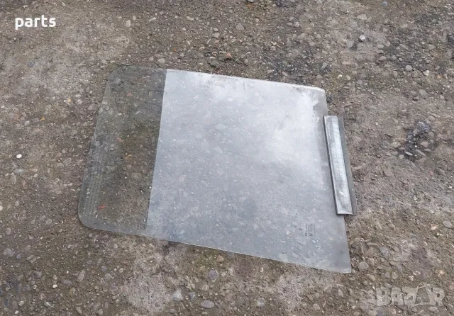 Ляво Стъкло Мерцедес Спринтер (Н), снимка 2 - Части - 49913551