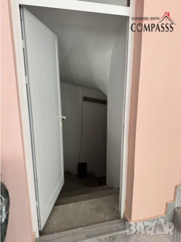 Бизнес сграда - Център, гр. Добрич – 266000евро!, снимка 5 - Други - 53983602