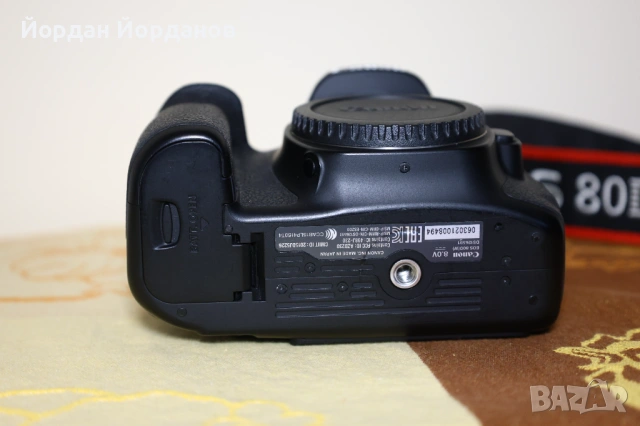 Canon Eos 80D + 4 обектива, снимка 6 - Фотоапарати - 53304455