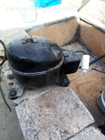 Компресор за хладилник 