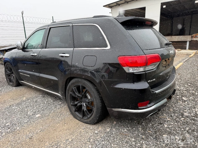 Jeep Grand cherokee SUMMIT 5,7 Hemi, снимка 7 - Автомобили и джипове - 25838949