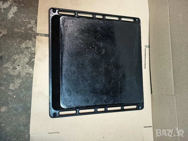 За готварска печка INDESIT чекмедже, скара, тавичка, грил 6, снимка 9 - Печки, фурни - 51229597