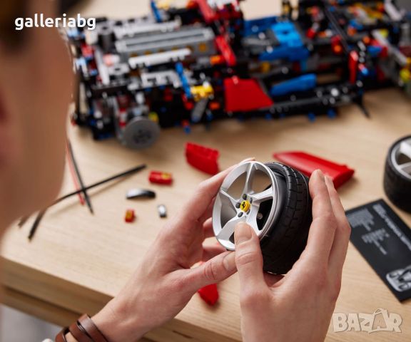 1:8 LEGO Technic - Ferrari Daytona SP3, снимка 8 - Конструктори - 45456979