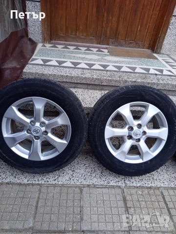 Оригинални алуминиеви джанти от рав 4 2012г. 17 цолови , снимка 2 - Автомобили и джипове - 50907919