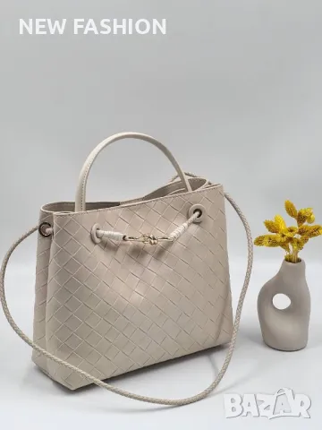 Дамски Кожени Чанти : BOTTEGA VENETA , снимка 5 - Чанти - 47397395