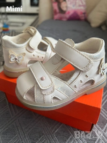 Nike бебешки/детски маратонки 22, снимка 4 - Бебешки обувки - 48427934