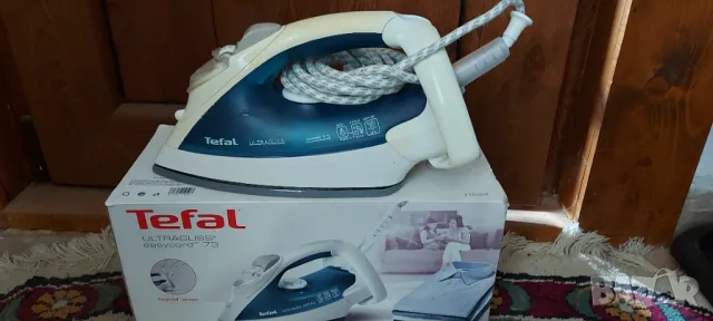 Парна ютия Tefal ultragliss 2100w , снимка 1 - Ютии - 47206332