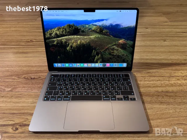 MacBook Air 13 M2`16GB RAM/256GB SSD/8 CPU/8 GPU/Батерия 54ц-100%, снимка 2 - Лаптопи за работа - 47499003