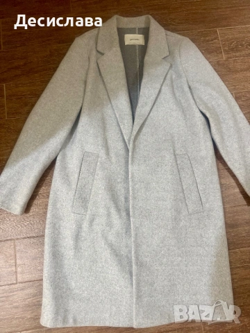 Сиво палто Stradivarius, снимка 1 - Палта, манта - 53613484