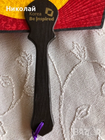 Оригинални корейски ветрила Taegeukseon (Таегук) – 2 бр., 35 х 23 см, коприна, бамбук и дърво, нови , снимка 9 - Колекции - 53936739