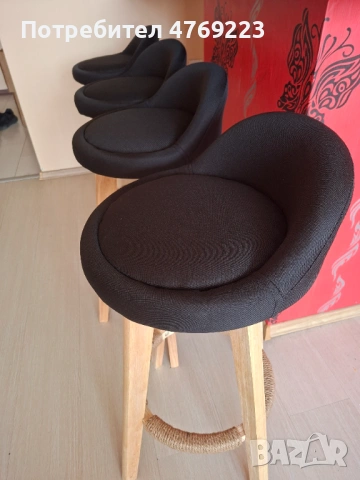 Колмпект 2бр. Бар столове въртящи се. Чисто нови., снимка 2 - Столове - 53879199