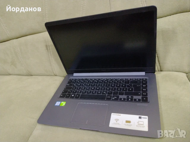 Asus Vivobook R520U 15.6''Led/Core i5-8250U/16gb.ram./1tb.hdd
