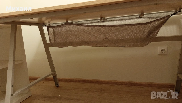 Бюро геймърско или IT работно от ИКЕА , снимка 3 - Бюра - 54153213