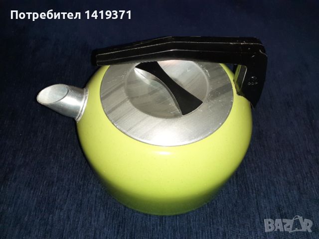 Чисто нов - Голям ретро алуминиев чайник - В идеално състояние, снимка 1 - Аксесоари за кухня - 45673867