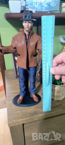 Екшън фигура на Индиана Джоунс 30 см