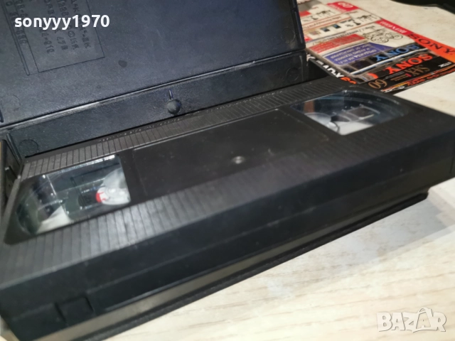 YUGO FOLK-VHS 2512250750, снимка 15 - Други музикални жанрове - 52895244