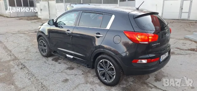 Продавам KIA SPORTAGE 1.6 GDI SUV CROSSOVER, снимка 1 - Автомобили и джипове - 48210183