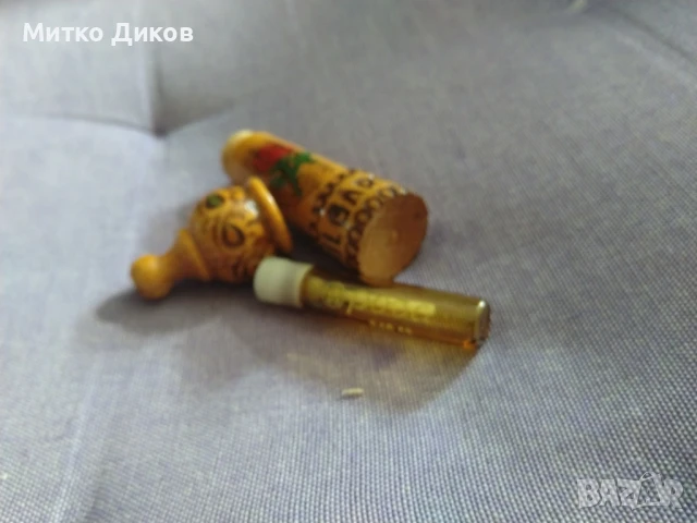 Българска роза дървено мускалче с част в бутилчица, снимка 2 - Арт сувенири - 51009323