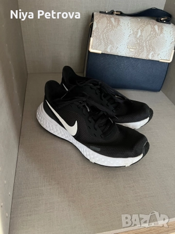 Маратонки Nike, 38 номер, снимка 1
