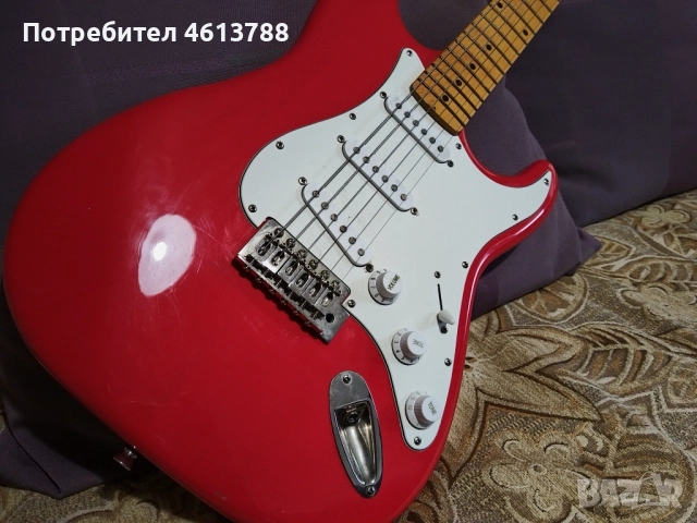 Електрическа китара с мейпъл гриф, снимка 5 - Китари - 52857909