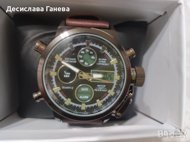 Мъжки часовник  с аналогов и цифров дисплей и кожена каишка.   