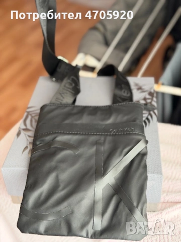 Чанта Calvin Klein, снимка 4 - Чанти - 53524783