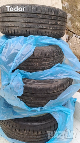 Летни гуми Kumho 215/55 r17 - 4 бр.