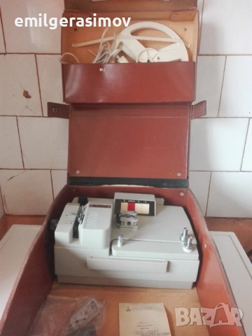 Руска киномашина и ретро ютия ., снимка 2 - Микровълнови - 45706849