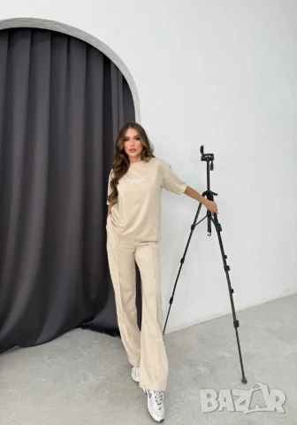 Дамски комплект от две части    