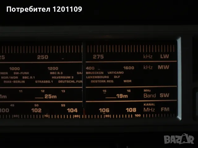 GRUNDIG RR-900, снимка 7 - Радиокасетофони, транзистори - 49539811