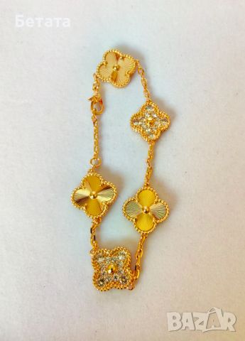 Дамска гривна Van Cleef & Arpels VCA Vintage Alhambra, снимка 2 - Гривни - 45312626