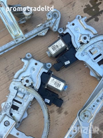 Стъклоповдигач преден заден ляв десен моторче Опел Корса Ц Opel Corsa C 13173074 400709F 13173073 , снимка 2 - Части - 51767067