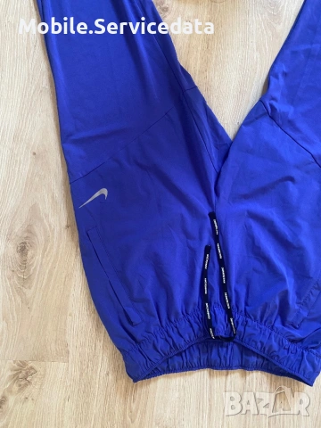 Оригинално долнище Nike Dri-FIT – спортен панталон – размер M – перфектно състояние, снимка 2 - Спортни дрехи, екипи - 52165234