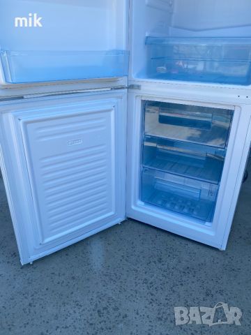 Хладилник с фризер Bosch 186 см, снимка 3 - Хладилници - 46111471