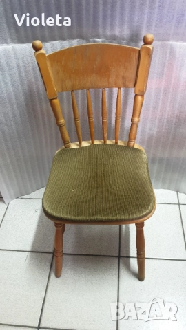 Стари но здрави столове за реставрация, налични 2 броя. Цената е за 1 бр.