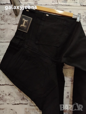 Hermes- черни прави дънки, класика, неизбелени, мек деним с еластан