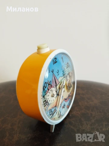 Стар механичен будилник, настолен часовник, снимка 6 - Антикварни и старинни предмети - 50566393