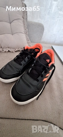 Дамски маратонки , снимка 2 - Маратонки - 54133334