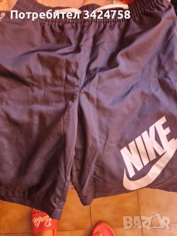 Къси панталони Nike, снимка 1 - Къси панталони и бермуди - 46124800