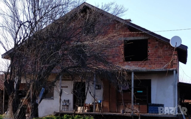 Продавам масивна тухлена къща, 95 кв.м в село Корен, област Хасково
