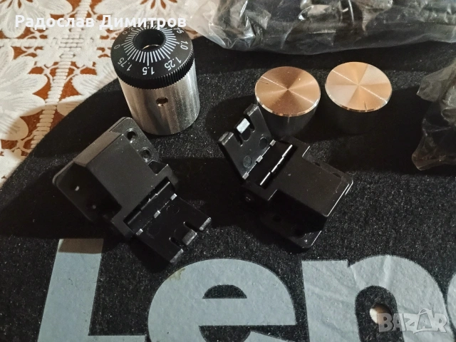 Чисто нови аксесоари за грамофон LENCO, снимка 3 - Грамофони - 53212627