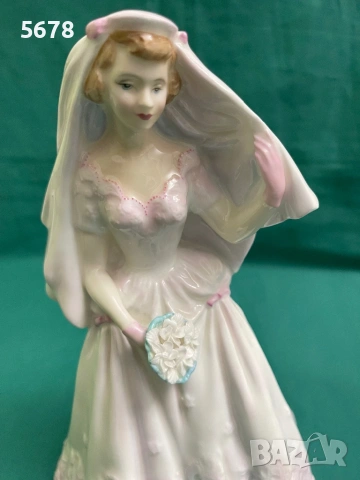 Порцеланова фигурка Royal Doulton, снимка 5 - Колекции - 53540010