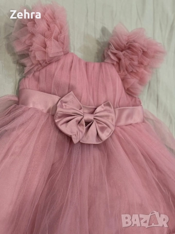 Прелестна рокля за момиче, снимка 2 - Бебешки рокли - 52512680