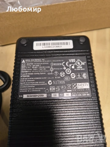 XITAIAN 4Pins 19.5V 11.8A 230W A12-230P1A A230A003L T адаптер за зарядно за Clevo Gaming Laptop

, снимка 3 - Кабели и адаптери - 50709362