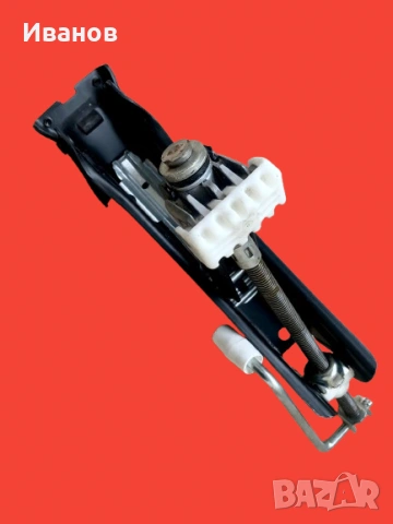 Оригинален Механичен крик Scissor jack за  Mercedes-Benz , снимка 4 - Аксесоари и консумативи - 54023486