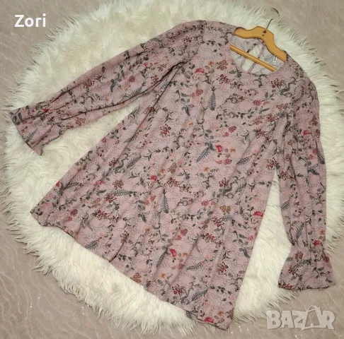 Къса рокля в нежен розов цвят с принт цветя, снимка 1